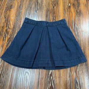 GAP Girls Size 8 Dark Blue Pleated Denim Mini Skirt